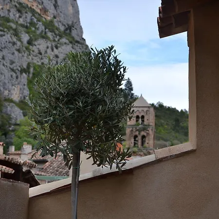 Дом отдыха La Maison De *